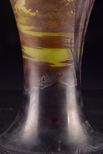 Art Nouveau vase by the renowned glass artist Emile Gallé (1846-1904) - 