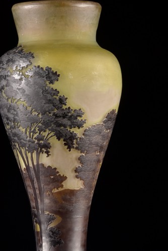 Antiquités - Art Nouveau vase by the renowned glass artist Emile Gallé (1846-1904)