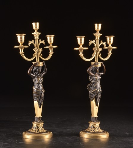 Paire de candélabres Empire en bronze doré et bronze patiné, vers 1810 - Luminaires Style Empire