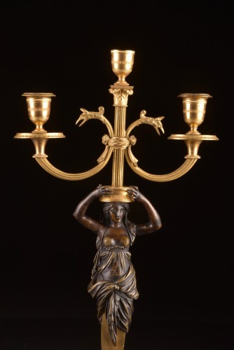 Paire de candélabres Empire en bronze doré et bronze patiné, vers 1810 - Mora Antiques