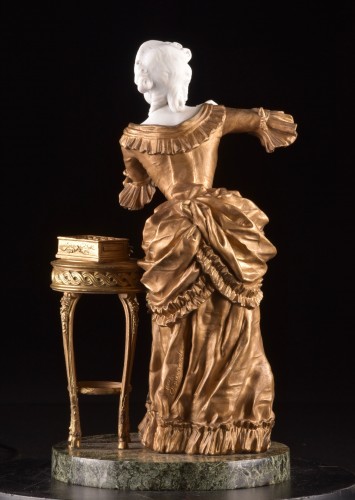 Antiquités - Young Woman At Her Dressing Table 