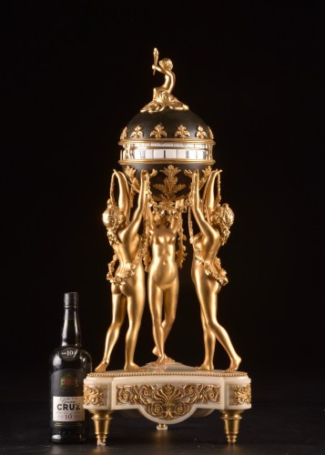 Antiquités - Large “three Graces” Clock With Rotating Circles circa 1860
