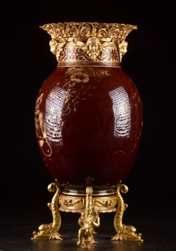 Napoléon III - Large Sang -de-boeuf-Vase Mounted In Gilt Bronze