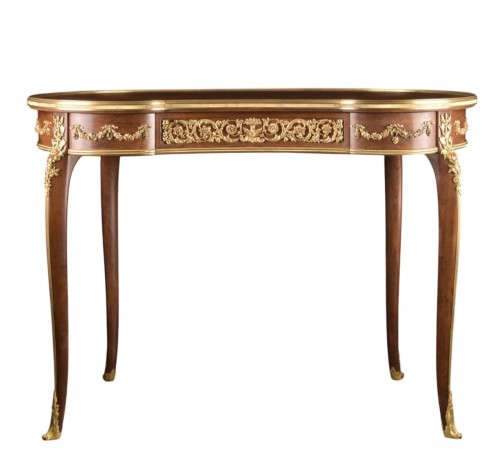 Kidney-shaped Table By François Linke (1855–1946)