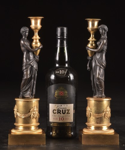 Antiquités - Paire de candélabres néoclassiques en bronze doré et patiné