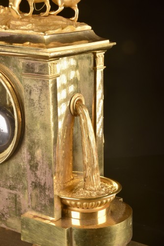 Horlogerie  - Pendule en bronze doré, Paris, période Empire, par Lepaute
