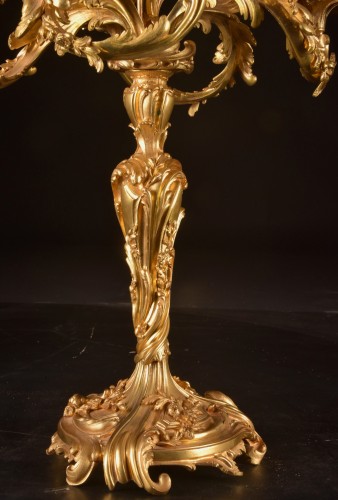 XIXe siècle - Paire de candélabres en bronze doré – France, vers 1850
