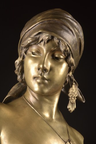 Antiquités - Emmanuel Villanis (1858–1914) — Fille de Bohème