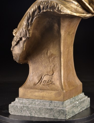 19th century - Bust Of A Young Woman In Carrara Marble And Bronze, Signed Nasi