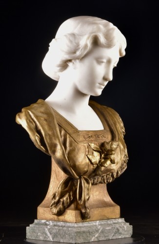 Art nouveau - Bust Of A Young Woman In Carrara Marble And Bronze, Signed Nasi