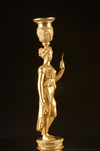 Paire de bougeoirs Empire en bronze doré - Empire