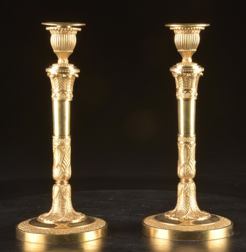 19th century - Pair of large Empire period gilt bronze table candlesticks