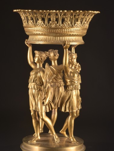 Objet de décoration  - Centre de table en bronze doré, époque Empire