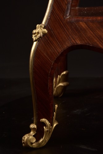 Objet de décoration Colonne Piédestal - Piédestal en acajou et bronze doré, fin XIXe siècle