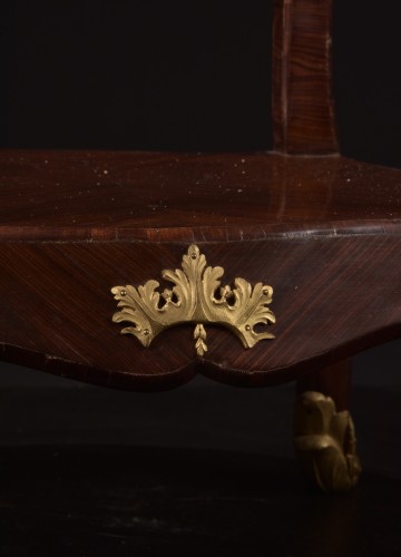 Antiquités - Piédestal en acajou et bronze doré, fin XIXe siècle