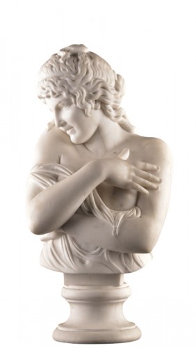 Élégant buste en marbre représentant une jeune femme, fin 19e