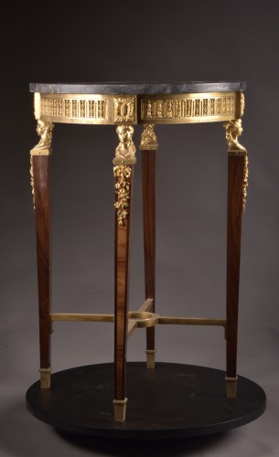Antiquités - Highly refined neoclassical gueridon of the late 19th century