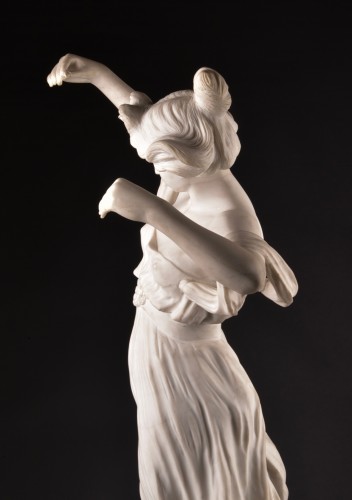 Art nouveau - Sculpture en marbre, jeune fille dansante