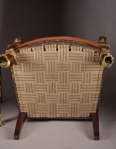 Antiquités - Paire de fauteuils fin XIXe siècle aux sphinges en bronze doré