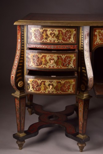 Mazarin Desk circa 1860–1880 with Tortoiseshell and Brass Boulle Marquetry - 