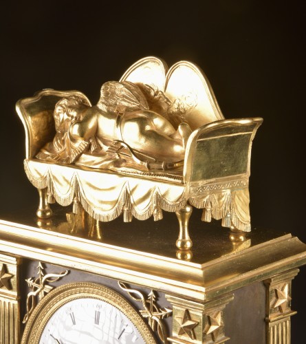 Empire - Empire Patinated and Mercury-Gilt Bronze Mantel Clock 'The Sleeping Cupid' 