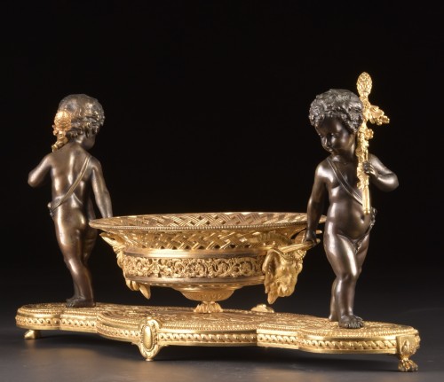 Charles X Gilt and Patinated Bronze Centrepiece - Restauration - Charles X