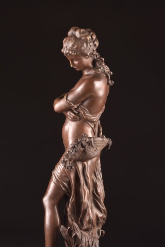 Hippolyte Moreau (1832–1927) – Figure féminine allégorique - Sculpture Style Art nouveau