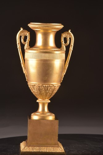 19th century - Pair Of Gilded Bronze Amphora Vases From The Empire Period, Circa 1810–1820