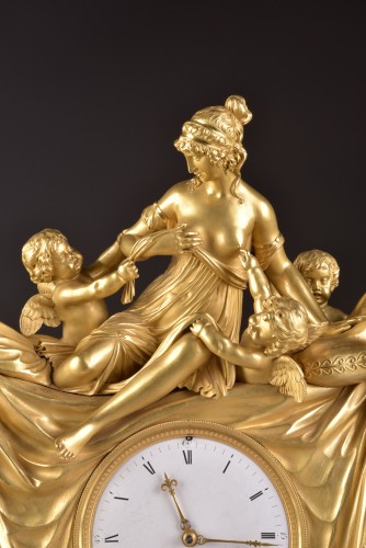 Pendule Empire en bronze att. à Claude Galle - Empire