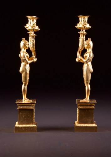 Paire de candélabres en bronze doré vers 1850 - Mora Antiques