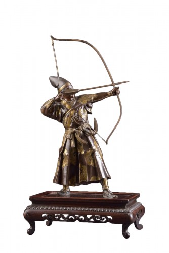 Fine quality large Meiji period Japanse bronze Samurai with Katana,