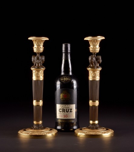 Empire - Claude Galle, Pair of gilt &amp; patinated bronze candlesticks