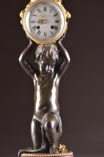 Horlogerie Pendule - Putto porte le temps, modèle de Pierre-Philippe Thomire