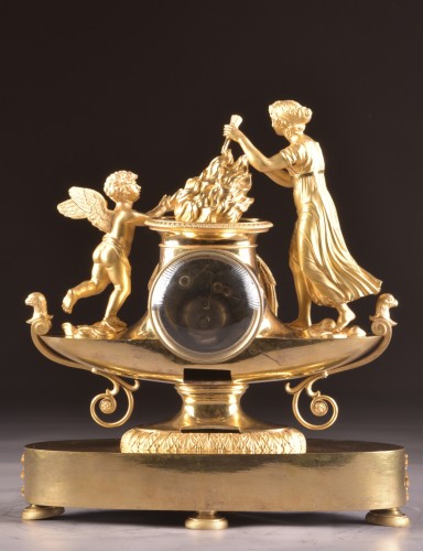 Empire - Bateau de Vénus et Cupidon - Pendule Empire vers 1810