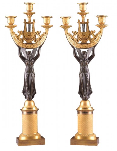 Paire de candélabres Empire aux victoires ailées circa 1810