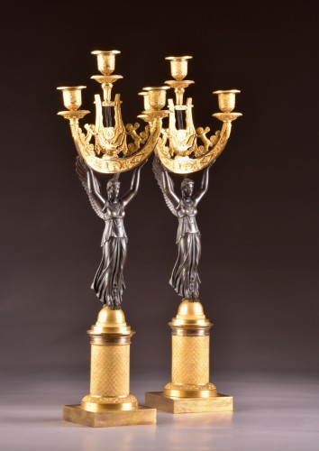 Empire - Paire de candélabres Empire aux victoires ailées circa 1810