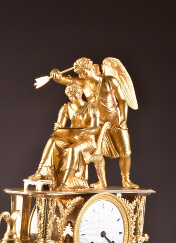 Antiquités - An Empire ormolu mantel clock, &quot;INSPIRED&quot; 