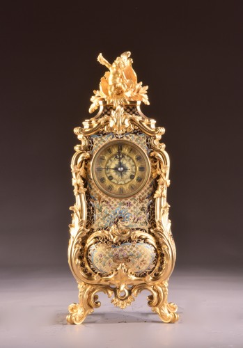 Horloge en bronze doré et émail cloisonné - Horlogerie Style Louis-Philippe