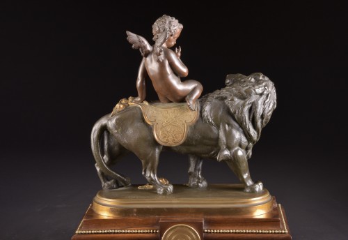 Louis-Philippe - Impressive French table clock, Cupid on lion
