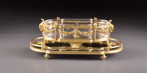 Objet de décoration Cassolettes, coupe et vase - Jardinière en cristal et bronze doré, France, XIXe siècle