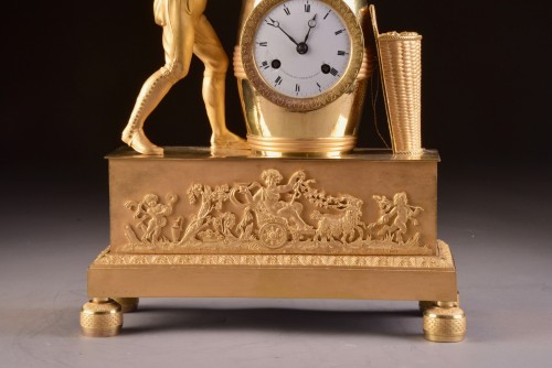 French Empire mantel clock, &quot;The Grape Harvest&quot;, 1810 - Horology Style Empire
