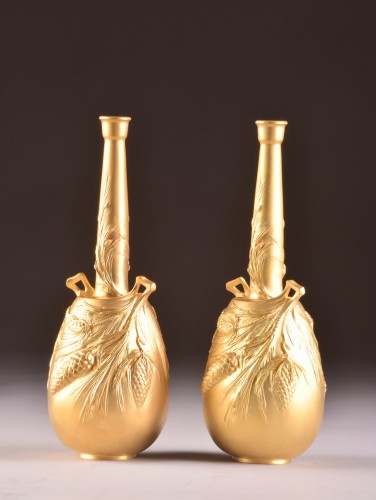 Alexandre Vibert (1847 - 1909) -  Set of gilt bronze vases - 