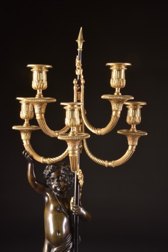 Spectaculaire paire de candélabres Charles X - Mora Antiques