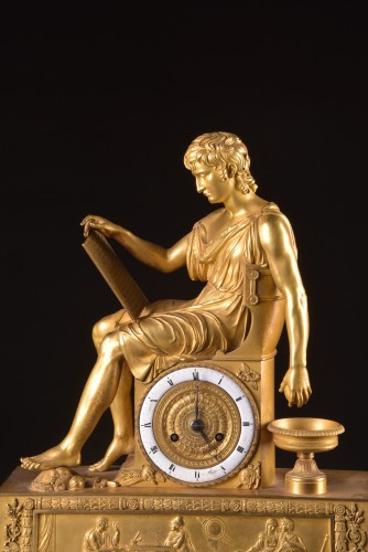 An impressive Empire clock of Alexander the Great  - Empire
