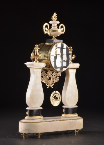 Antiquités - Louis XVI marble column clock