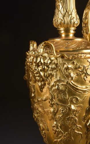 Paire d'aiguières Napoléon III en bronze doré - Objet de décoration Style 