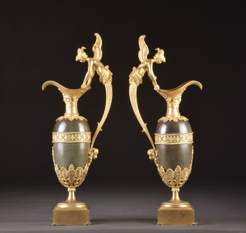 Pair of Charles X Bronze Ewers - Decorative Objects Style Restauration - Charles X