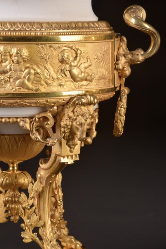 Objet de décoration Cassolettes, coupe et vase - Paire de grands vases en bronze doré et marbre