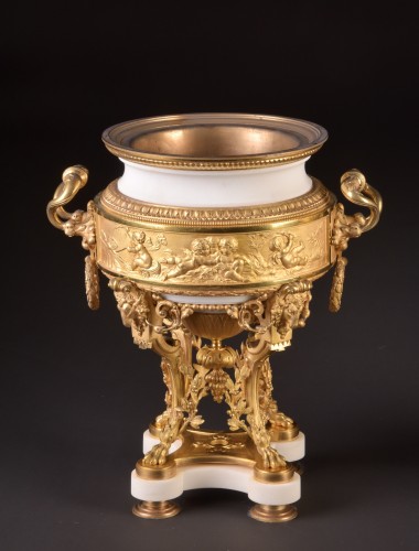 XIXe siècle - Paire de grands vases en bronze doré et marbre