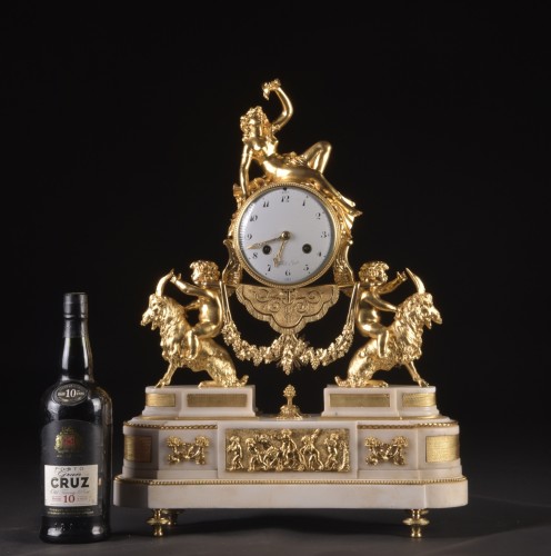 Louis XVI - Pendule de cheminée fin XVIIIe